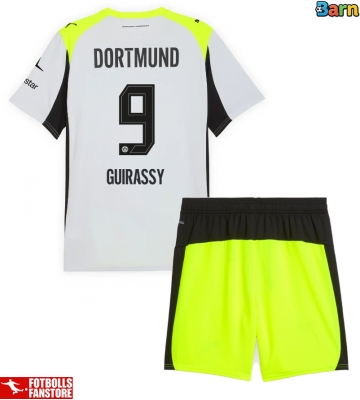 Borussia Dortmund Serhou Guirassy #9 Bortatröja Barn 2025-26 Kortärmad (+ Korta byxor)